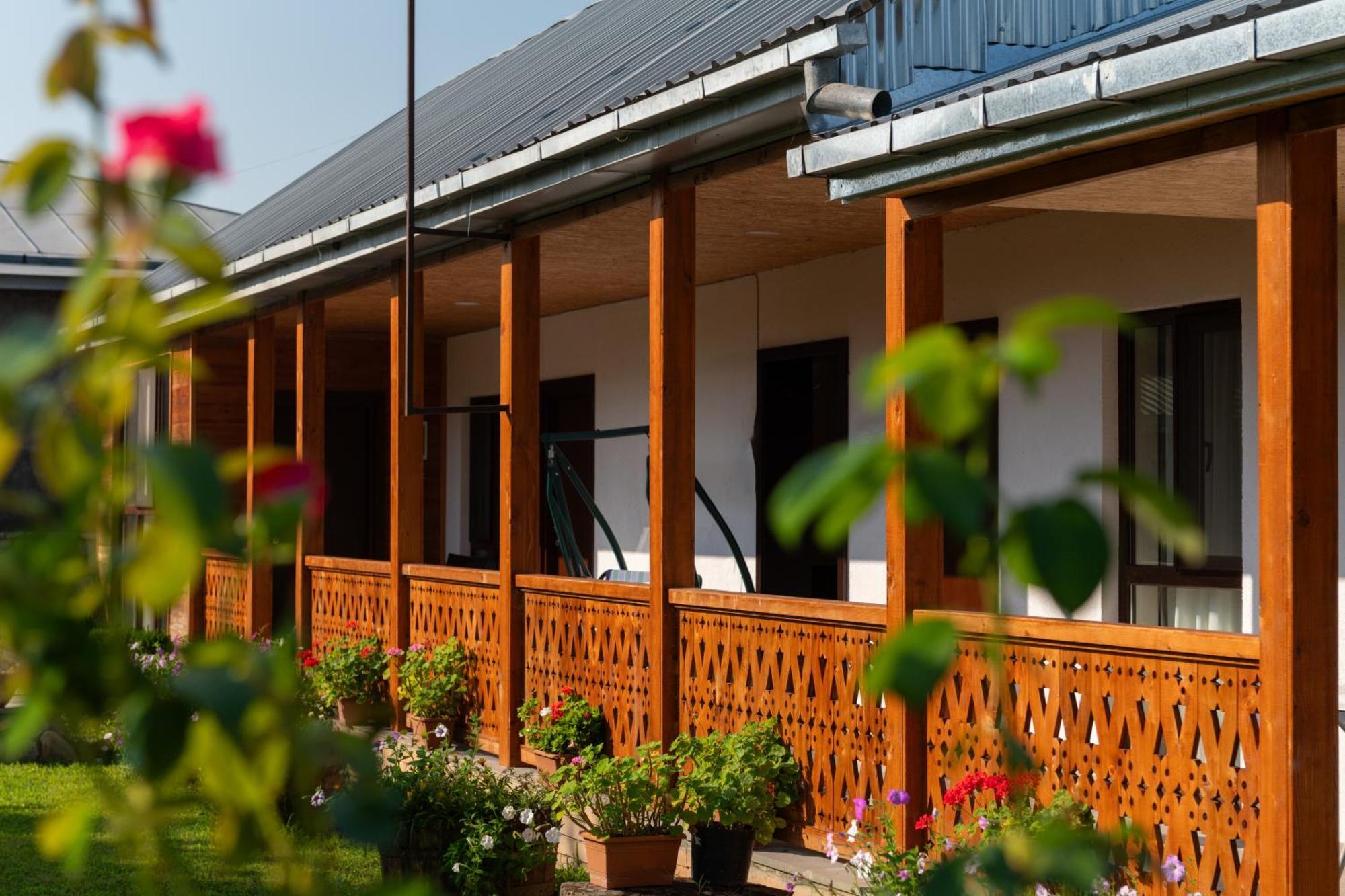 Alvani Inn K'vemo Alvani Exterior foto
